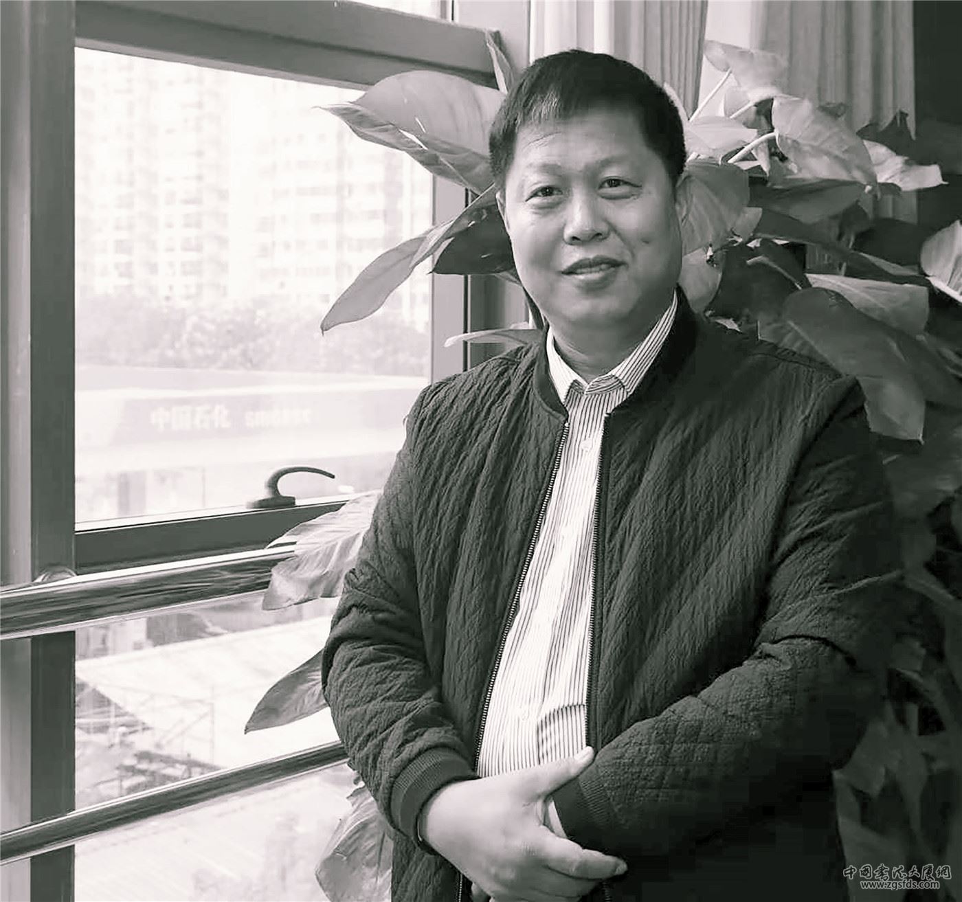 张英俊.jpg